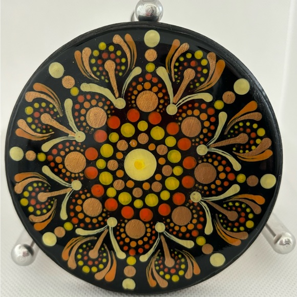 Set of 4 handmade coasters. Mandala design. - Picture 3 of 6